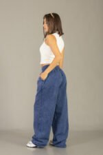 Modelo de pantalon color azul - Imagen 5