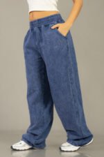 Modelo de pantalon color azul - Imagen 4